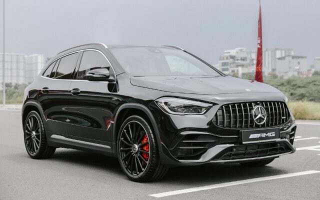 Công nghệ hỗ trợ đỗ xe và camera 360 của Mercedes-Benz GLA có “đáng tiền”?