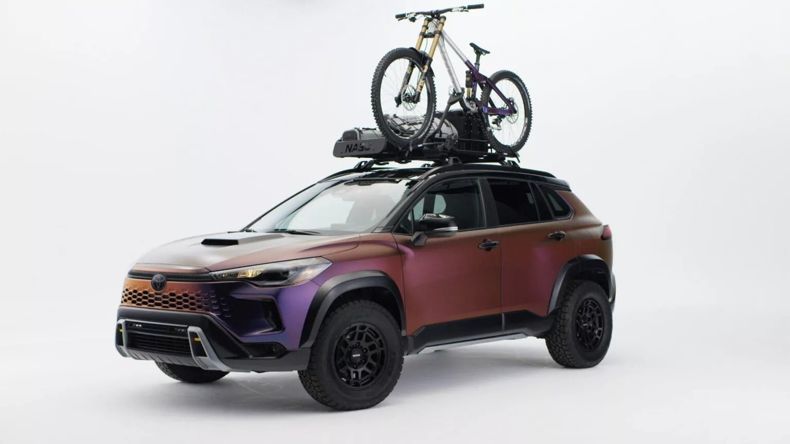 Có nên mua xe Toyota Corolla Cross không?